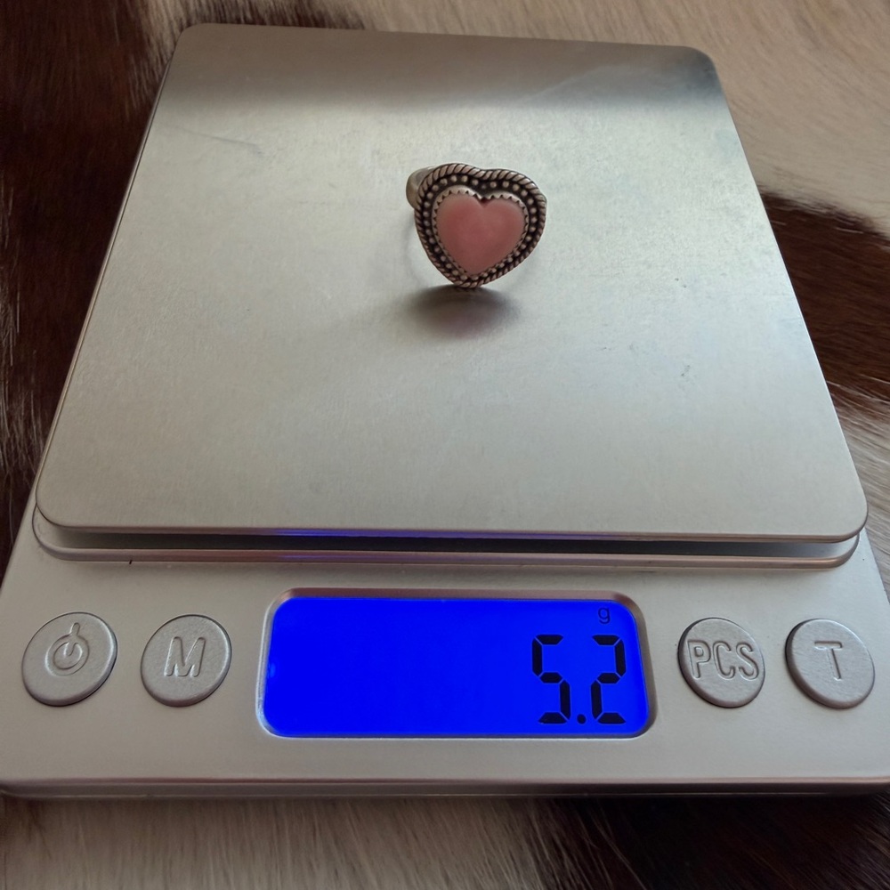 ❤️ Queen Pink Conch Heart Ring Sterling Silver Navajo Style ADJ Size 5 to 8.5 - Picture 10 of 15